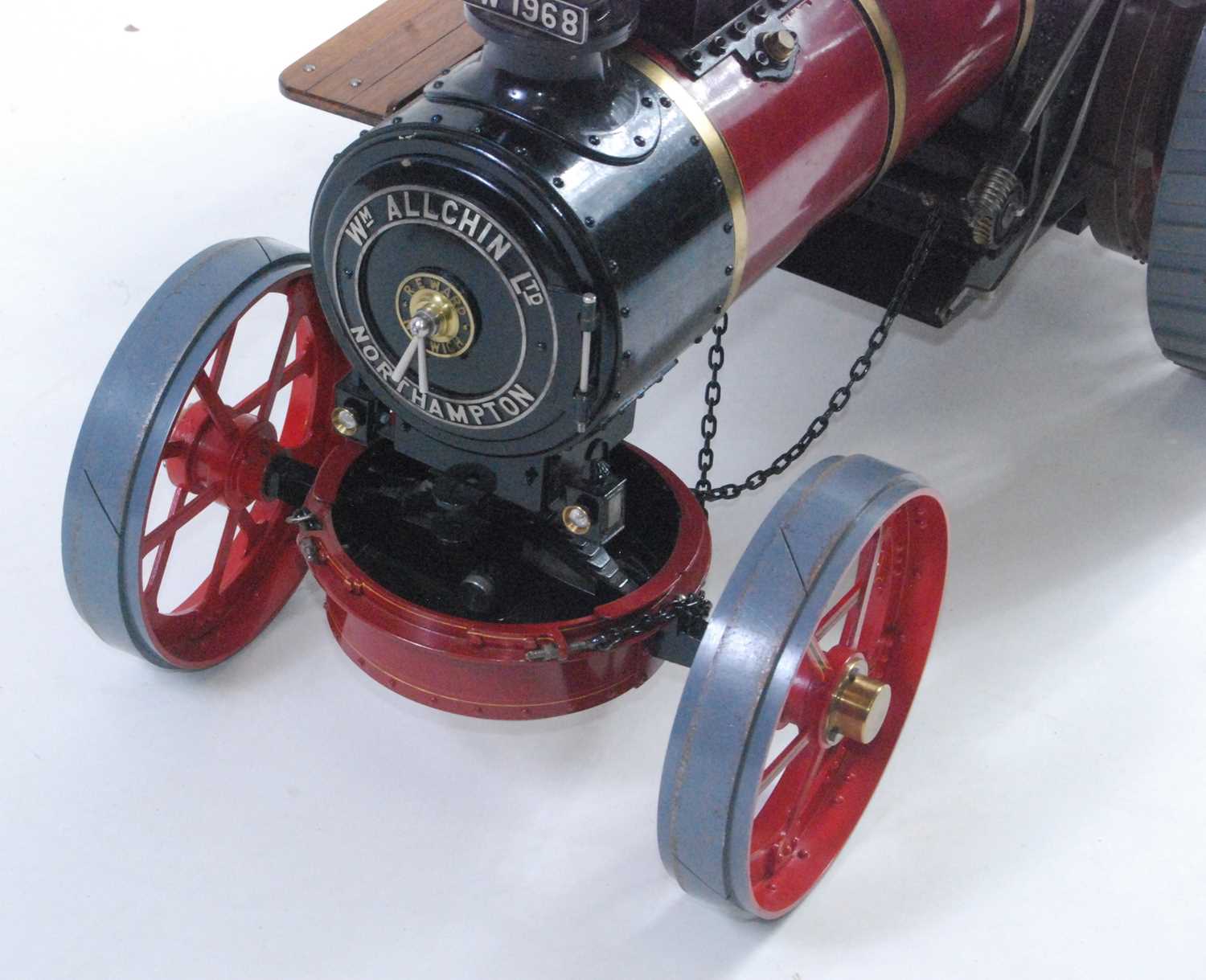 An exhibition quality 1½" scale Allchin agricultural traction engine, as built to WJ Hughes - Image 4 of 24