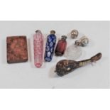 A small collection of miscellaneous items to include a late Victorian scent bottle having a