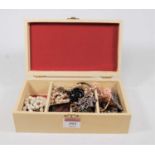 A jewellery box and contents, to include a 9 ct gold wedding band, rolled gold watch bracelet,