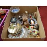 A box of miscellaneous items, to include collectors plates, flower posies, treen jar and cover etc