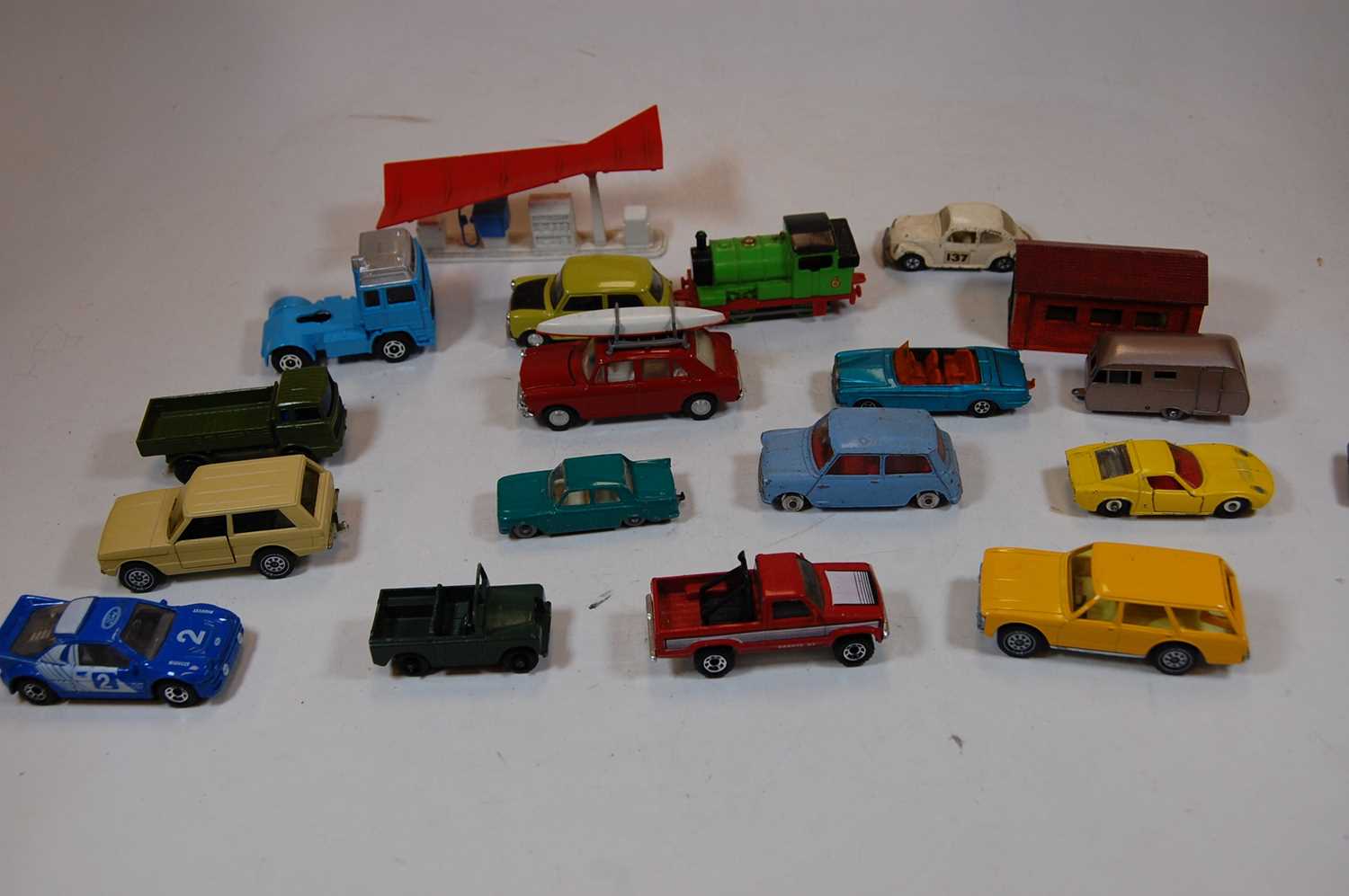 One box containing a quantity of Matchbox Superfast and other Matchbox diecast and a Spot-On by - Bild 7 aus 8