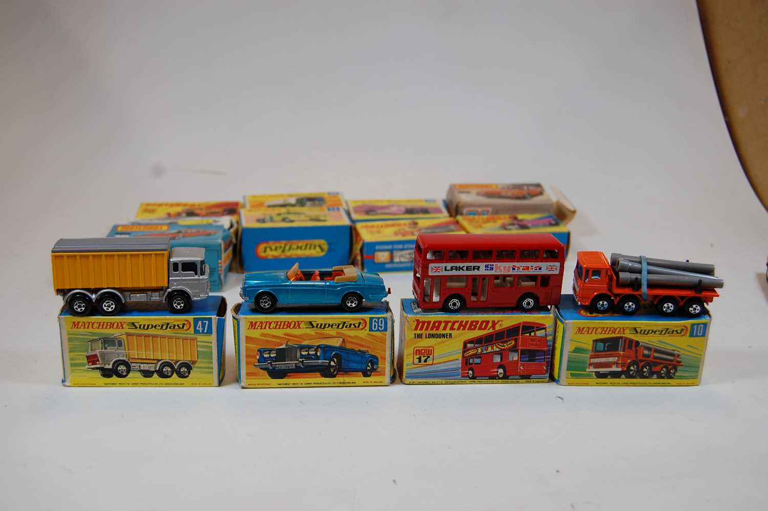 One box containing a quantity of Matchbox Superfast and other Matchbox diecast and a Spot-On by - Bild 4 aus 8