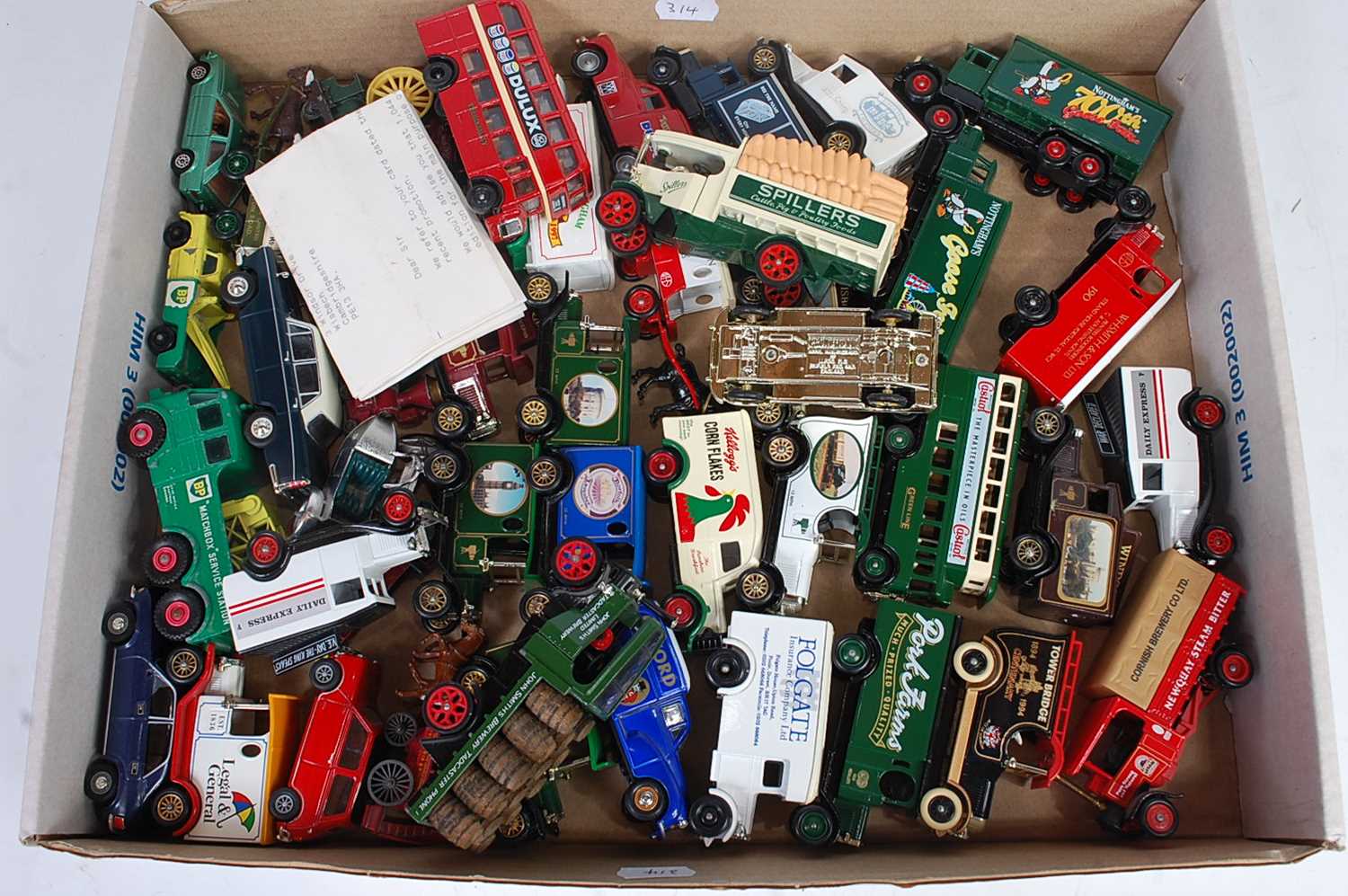 Two trays containing a quantity of mixed loose diecast to include Matchbox, Models of Yesteryear,
