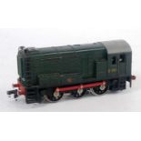 3231 Hornby Dublo 0-6-0 diesel electric shunter, ladders showing rust, 2-piece rods, one faded, BR