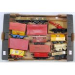 Large tray containing 10 Hornby wagons: 1933-9 Fyffes Banana red standard base and roof, sliding