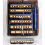Seven Hornby Dublo tinplate D20/21 coaches brown and cream: 2x restaurant; 2x Br/2nd, and 3x 1st/
