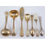 A small quantity of Victorian and later silver gilt flatware, in the Kings and similar patterns,