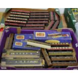 A collection of Hornby Dublo carriages, two Wrenn Pullman carriages etc