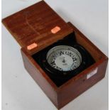 A mid 20th century compass by ES Ritchie & Sons of Boston numbered 85700 in fitted mahogany box