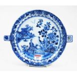 A Chinese export blue & white warming plate (restored to handle) dia. 24cm