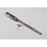 A George II silver double-ended bone marrow scoop, undecorated, 1.8oz, makers mark worn, London
