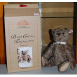 A boxed Steiff 'as-new' British Collectors teddy-bear, 2004, serial number 661372, with white tag in