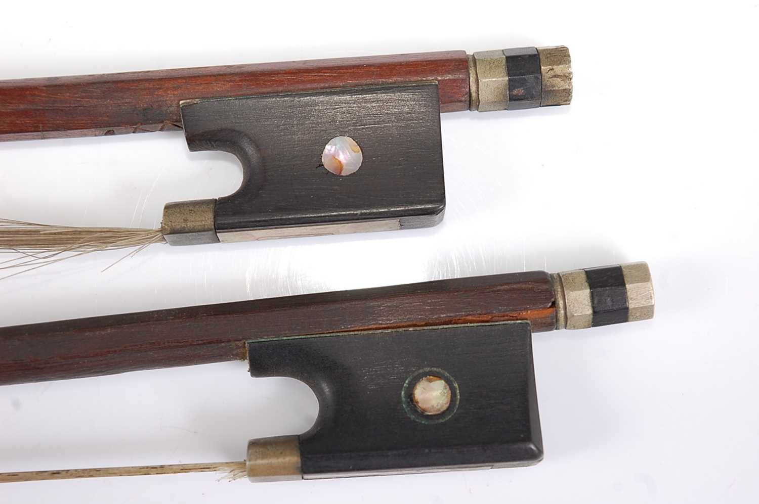 An Italian violin, having a two piece maple back with ebony fingerboard and mother of pearl inlaid - Image 12 of 12