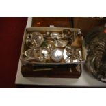 Sundry plated wares, to include ashtray, inkstand, loose flatware; together with sundry cased