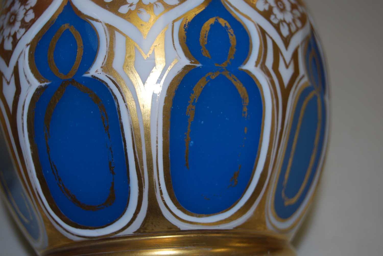 A late 19th century Bohemian blue overlaid vase with gilded decoration, height 30cmCondition report: - Bild 6 aus 13