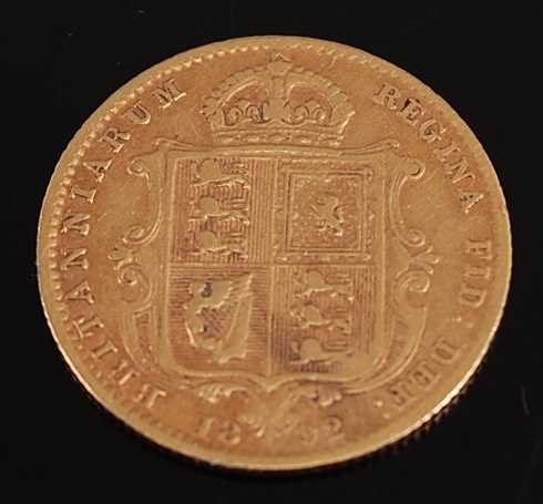 Great Britain, 1892 gold half sovereign, Victoria jubilee head, rev; crowned quartered shield - Bild 2 aus 2
