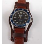 A Gents stainless steel Heuer 1000 Professional Dive quartz wristwatch, having black dial with