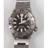A gent's Seiko divers 200m steel cased automatic wristwatch, having signed black dial with
