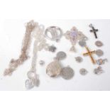 Assorted contemporary silver and white metal costume jewellery, to include three neck chains and