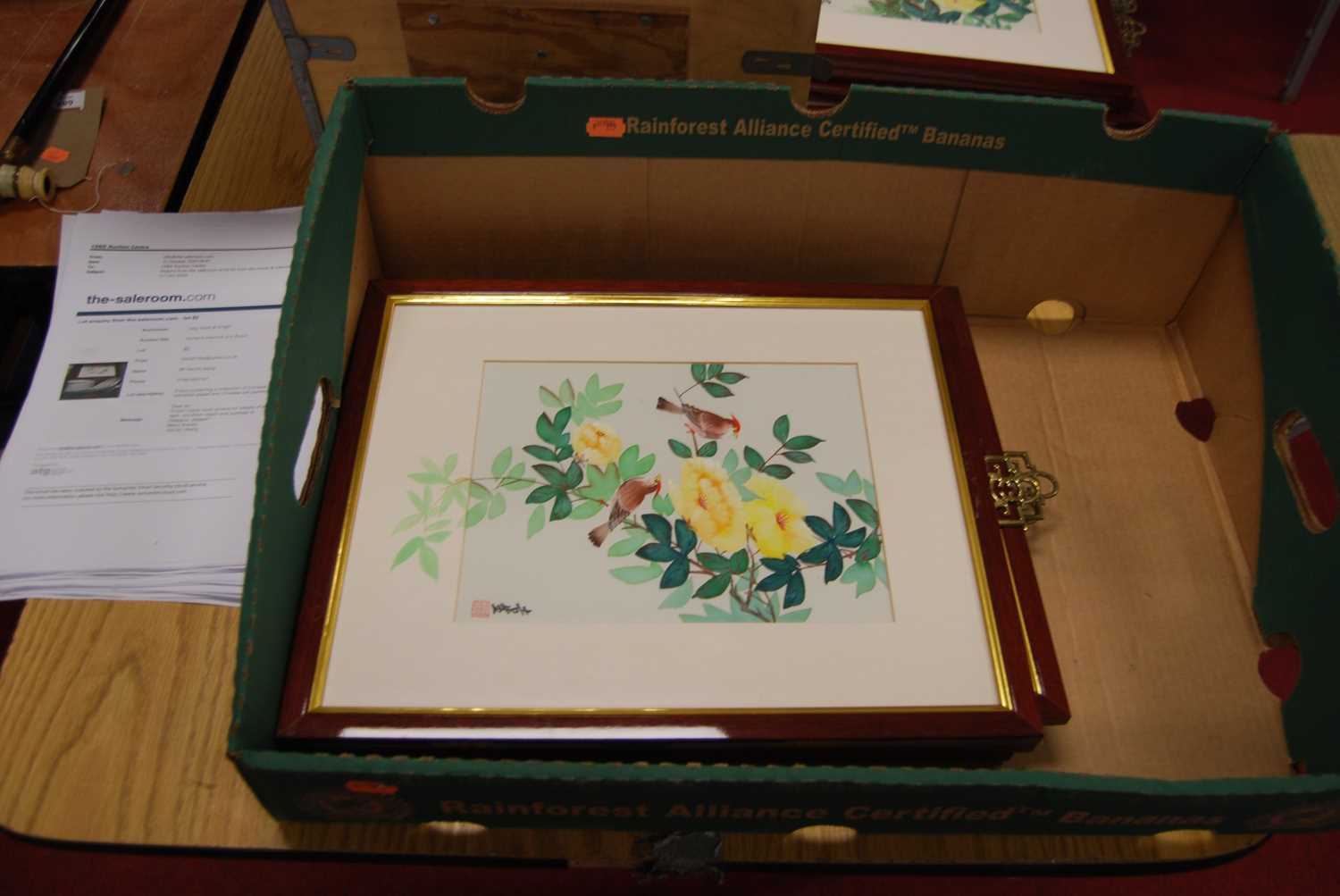 A box containing a collection of Chinese porcelain plates and Chinese silk paintings - Image 13 of 14