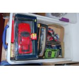 Assorted boxed and loose modern issue diecast, to include Burago and Hot Wheels