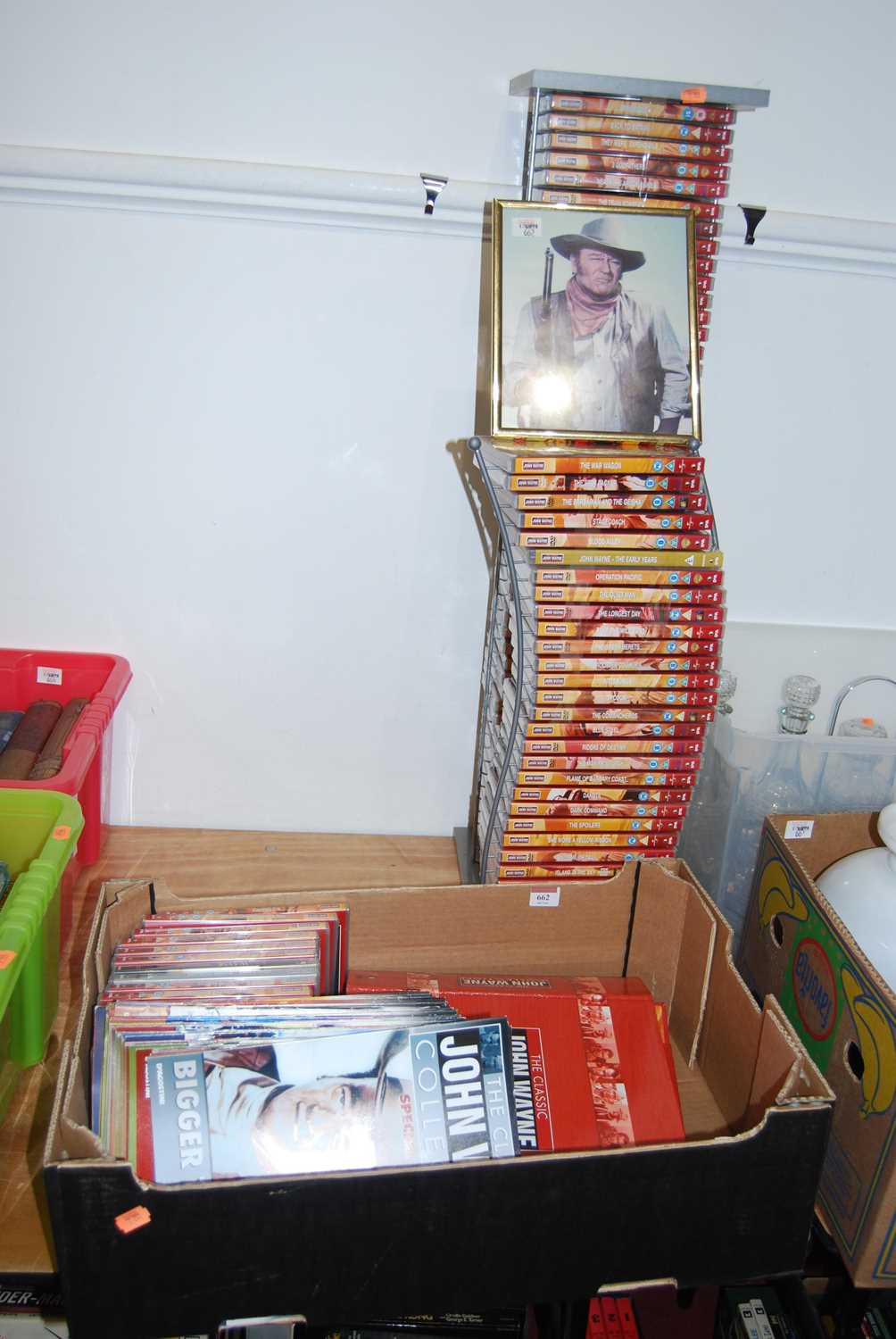 The Classic John Wayne Collection of his films in DVD, with supporting magazines (a lot)