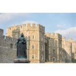 Private Tour of Windsor Castle for 10 Couples with Dinner & Overnight Stay at the Sir Christopher