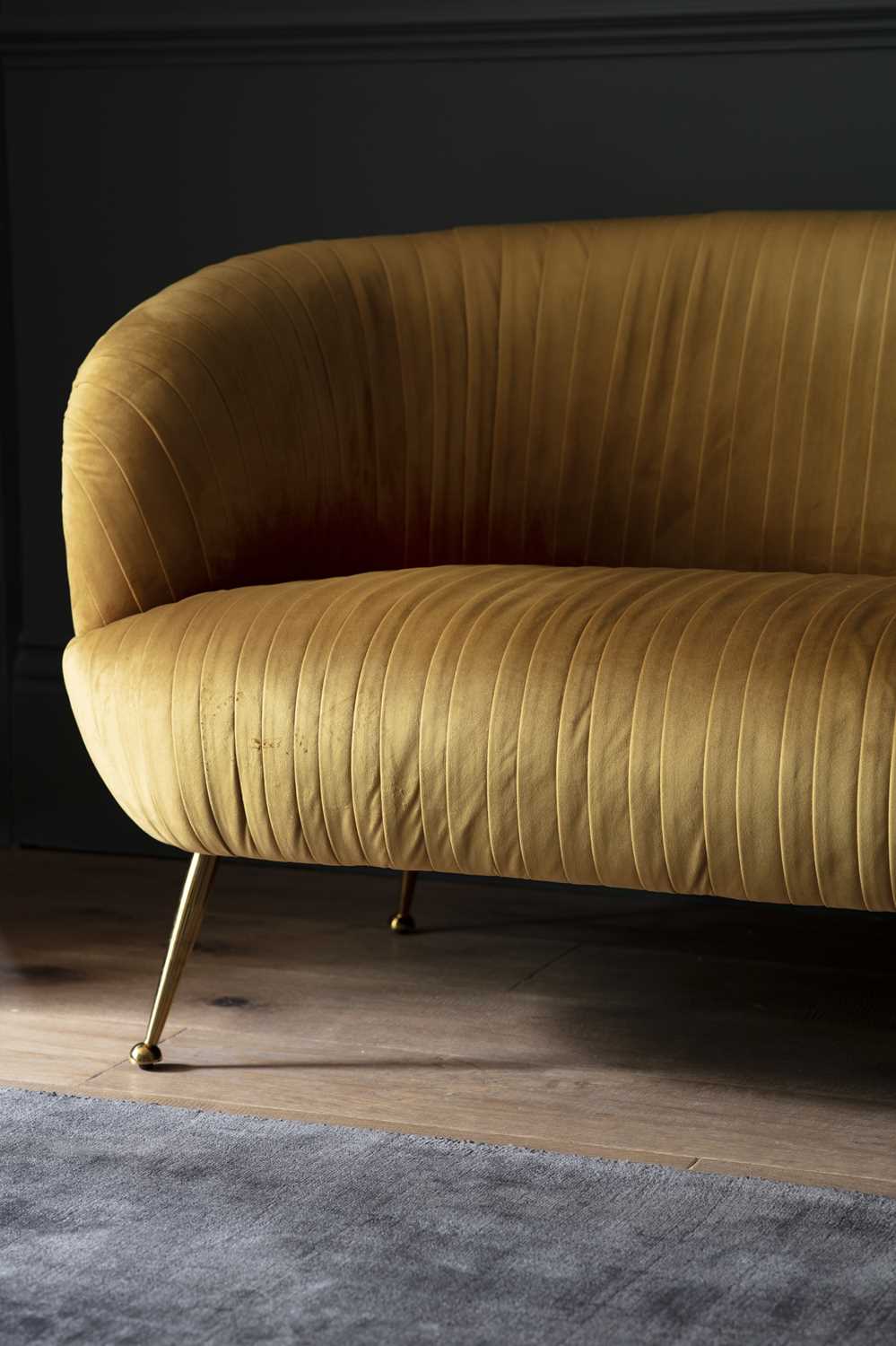 Direct Furniture Frank Hudson Gallery Valenza 3-Seater Sofa, Gold Velvet Fabric Whether you live - Image 3 of 3