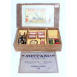 Meccano Electrical outfit 1920 with manual, complete but without accumulator