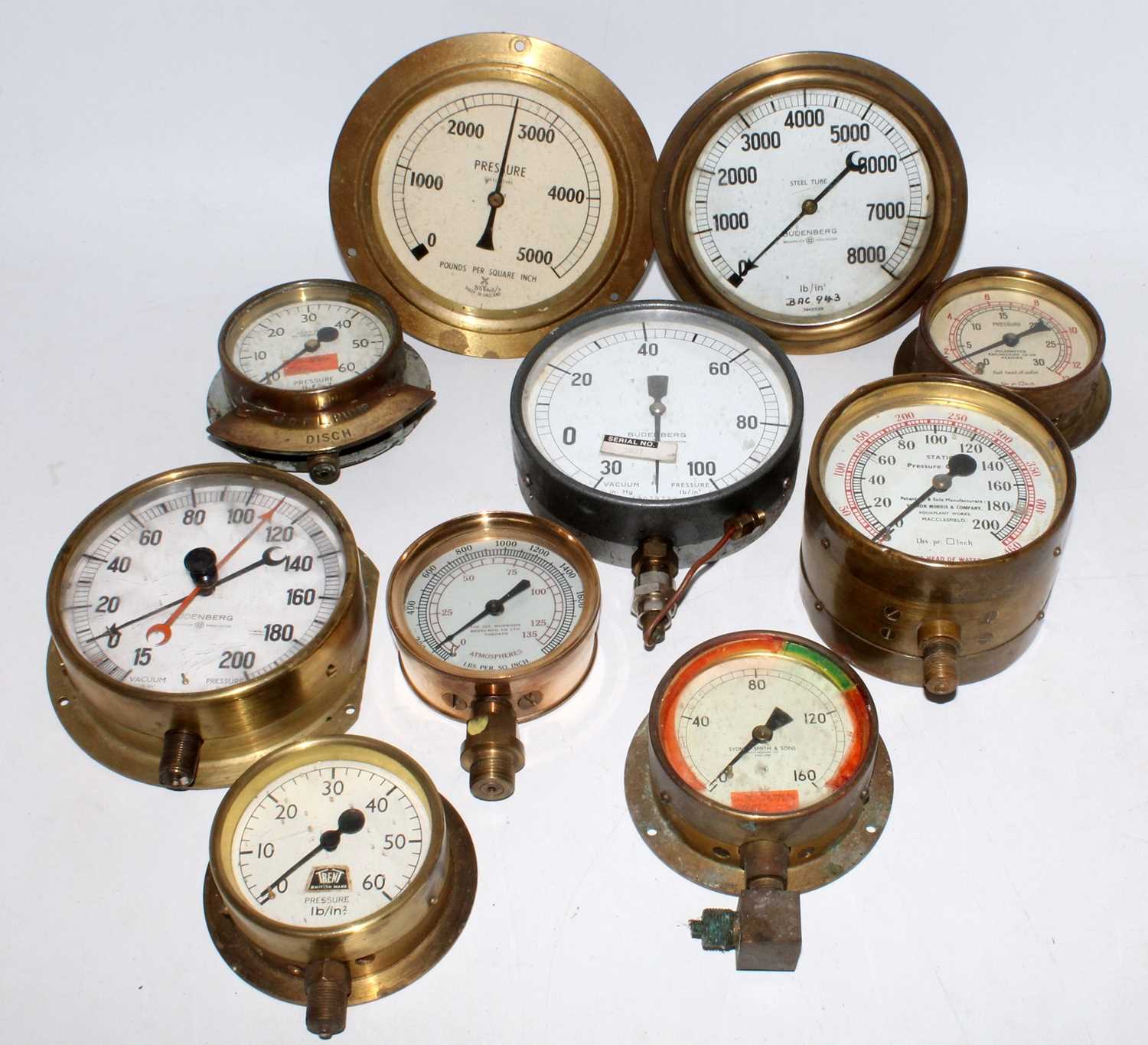 Ten various brass and metal cased pressure gauges, mixed examples to include Aqua Plant Works,