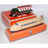 Lionel Christmas Holiday Track cleaning car "North Pole Maintenance" code 6-28451 with owner's