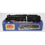 A Hornby Dublo LT25 3-rail LMR class 8F 2-8-0 engine and tender, only a few minor blemishes to paint