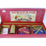 Meccano No. 8A accessory outfit circa 1937 blue/gold (E)(BVG)