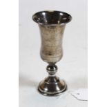 Sterling silver pedestal spirit measure , h,11cm