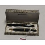 A cased Conway Stewart 14k gold nib fountain pen and ball point pen (2)