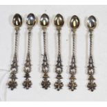 Six French silver salt spoons (6)Condition report: Stamped to the bowl – the marks are tiny but