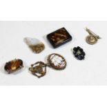 A small collection of miscellaneous items, to include 19th century papier-mache pocket snuff-box,