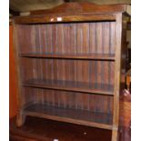 A 1930s oak ledgeback low freestanding open bookshelf, width 91cmCondition report: Shelves are