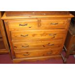 A modern pine chest of drawers, w.107cm