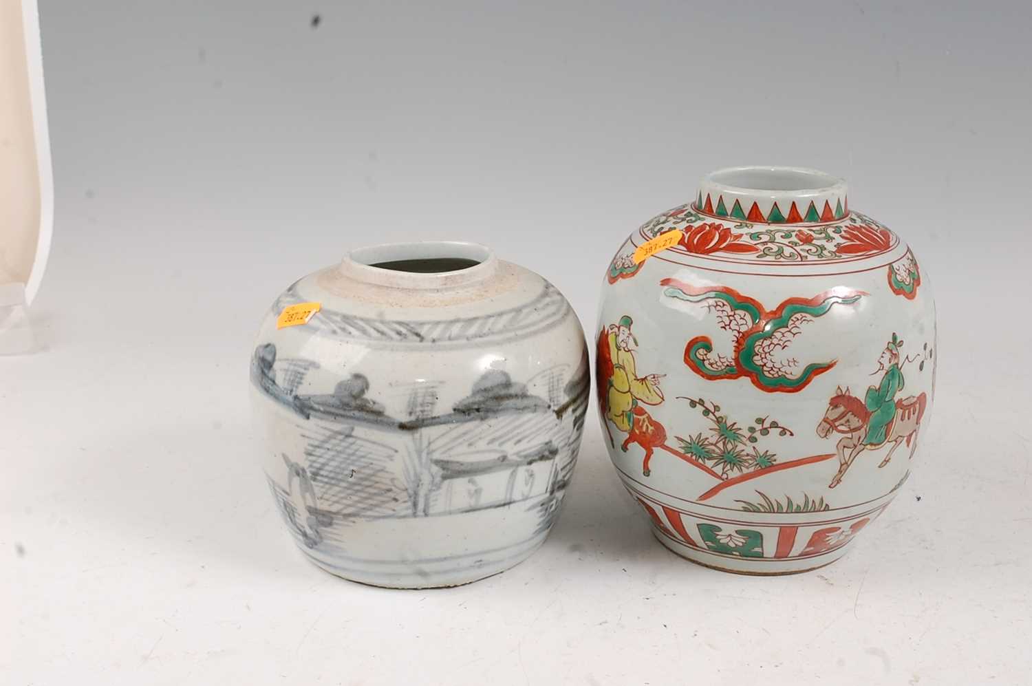 A Chinese blue & white ginger jar of squat baluster form typically decorated with a landscape ( - Image 3 of 5