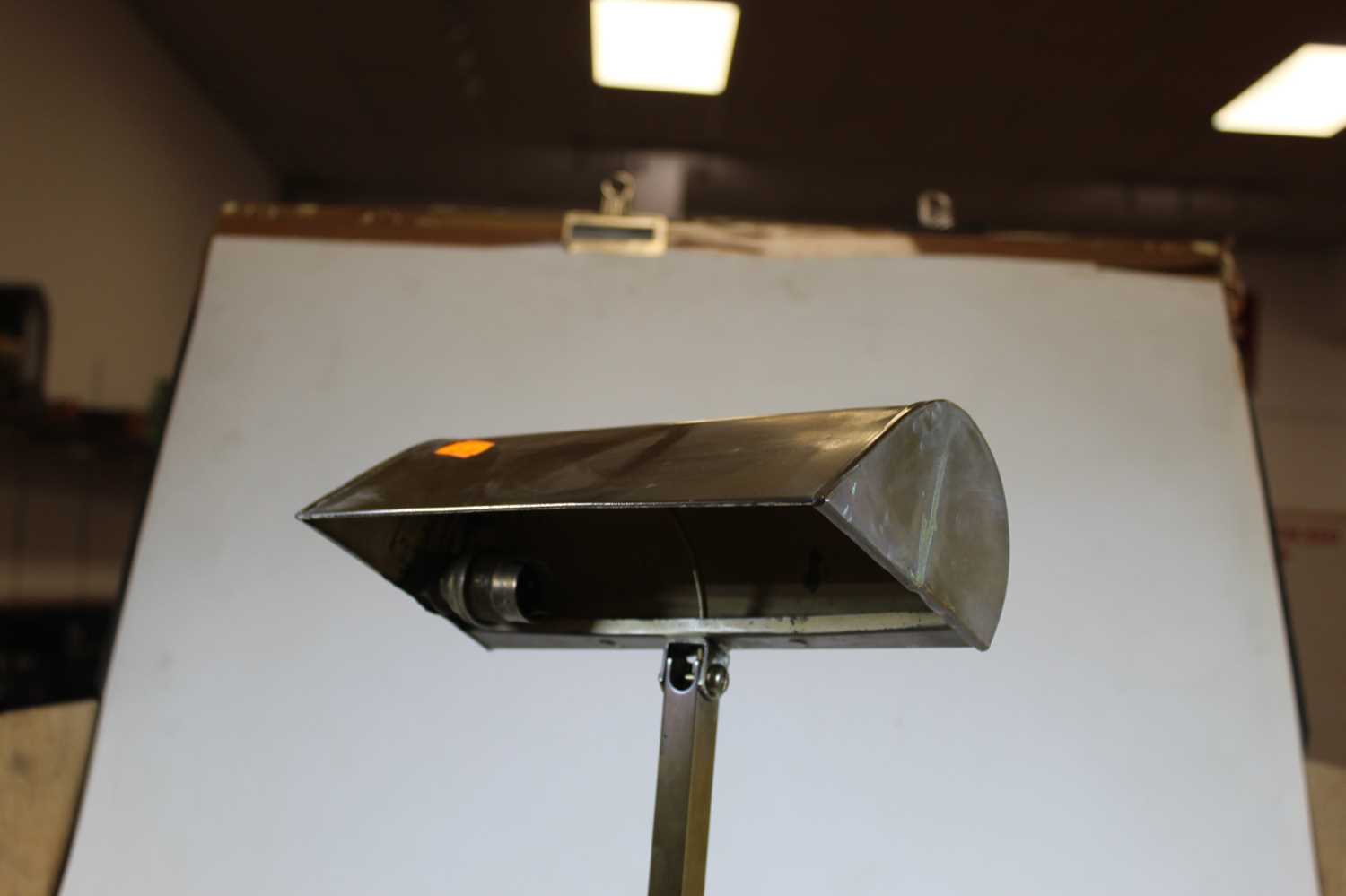 A 1930s American brass adjustable desk lamp, height 44cmCondition report: Adjusts and holds firm. - Image 5 of 6