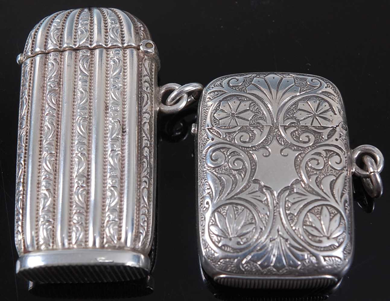 A circa 1900 French silver vesta, of elongated rectangular form, having domed cover, with - Image 3 of 4