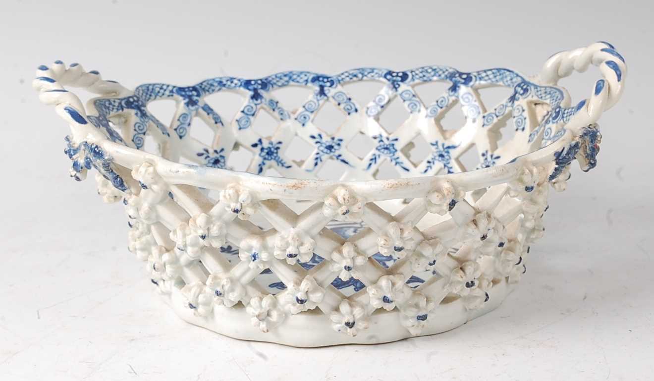 A Lowestoft porcelain chestnut basket, circa 1785, lattice-worked and blue and white printed in - Image 3 of 5