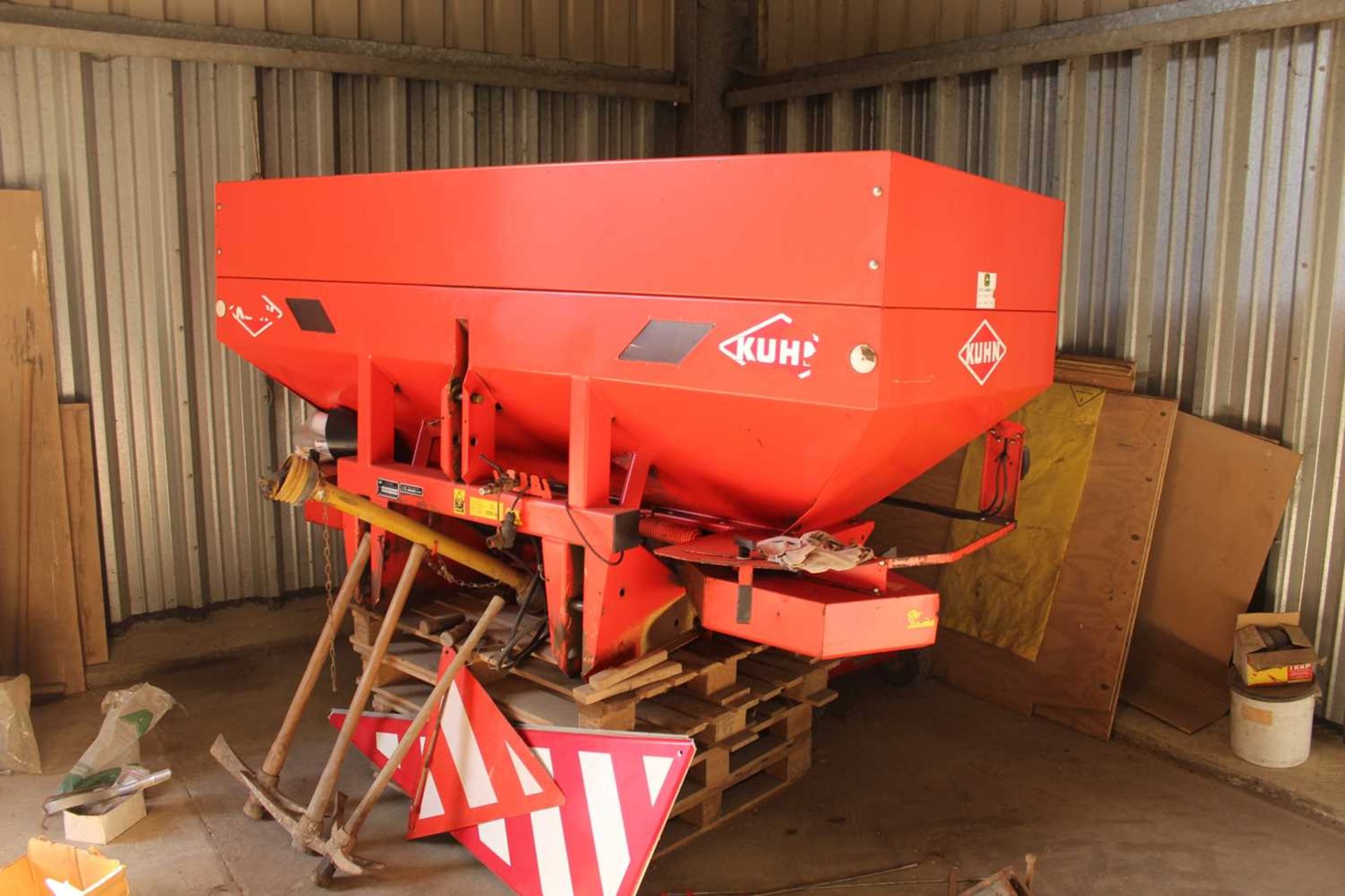 Kuhn MDS1121 Fertiliser Spreader