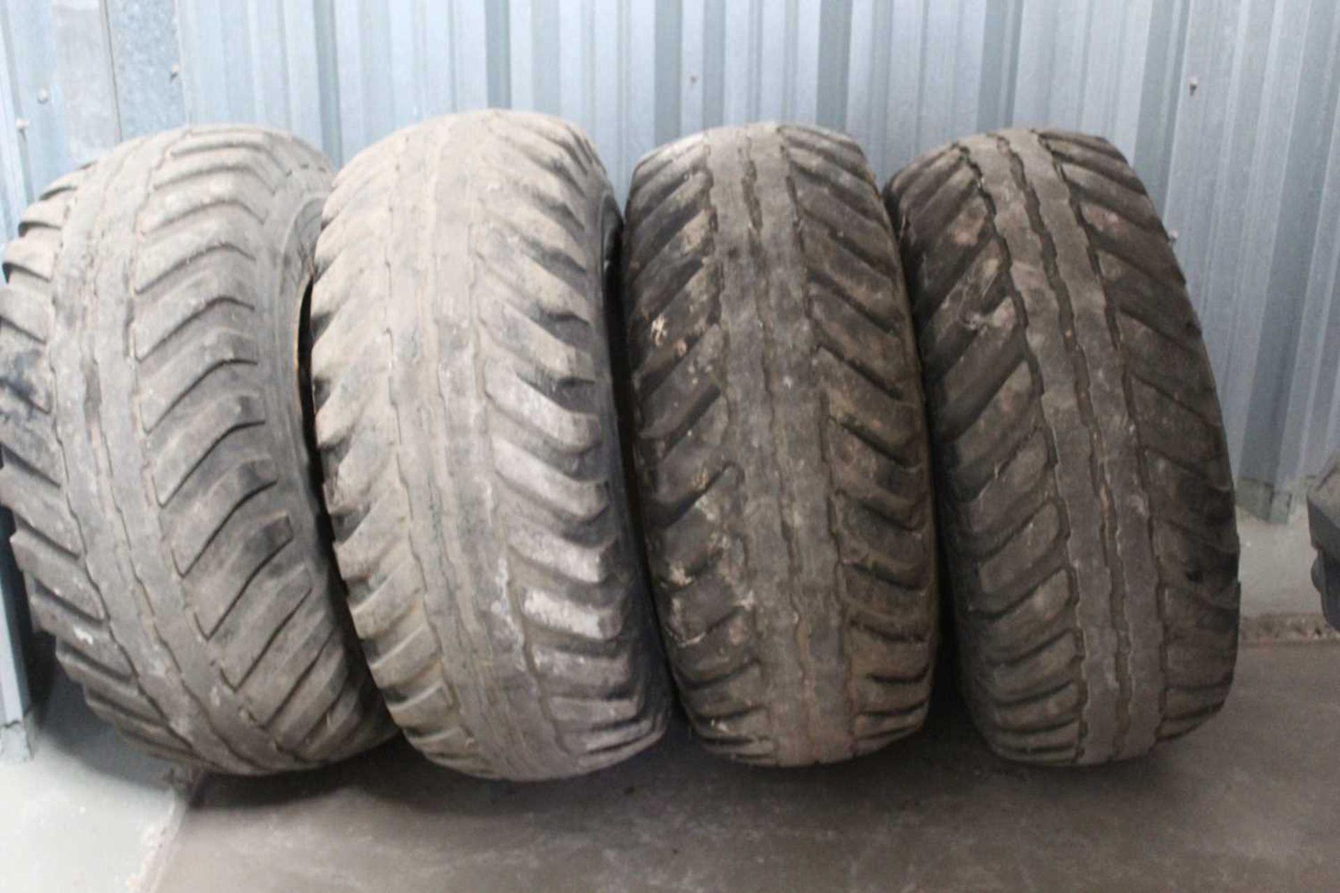 4 x Avon Trailer Wheels 16/70/20