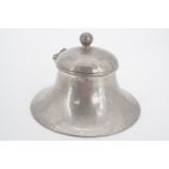 A Talbot pewter inkwell, 8 cm