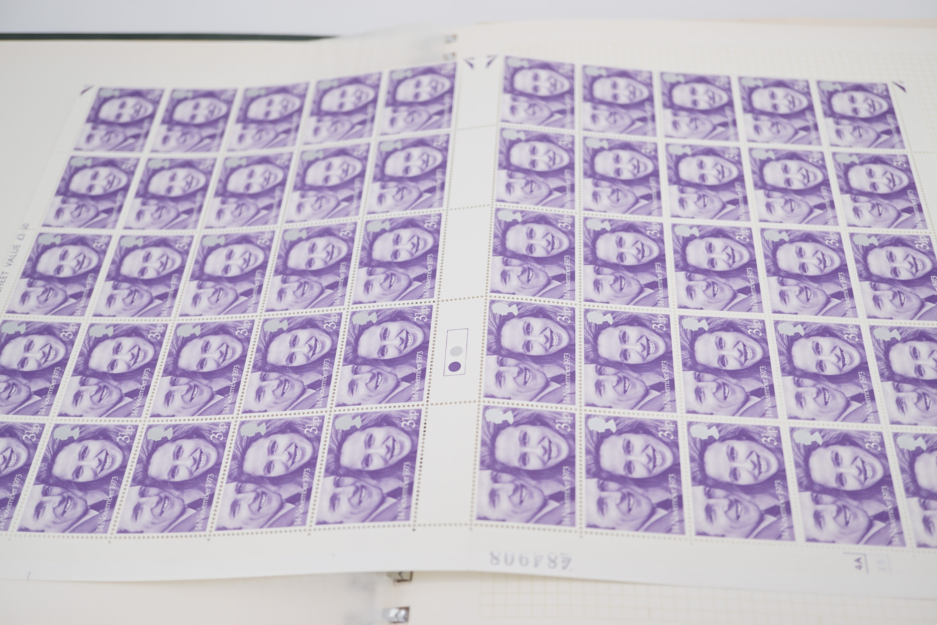 A stamp album and stamps, together with a Stanley Gibbons loose leaf album containing a large number - Image 8 of 13