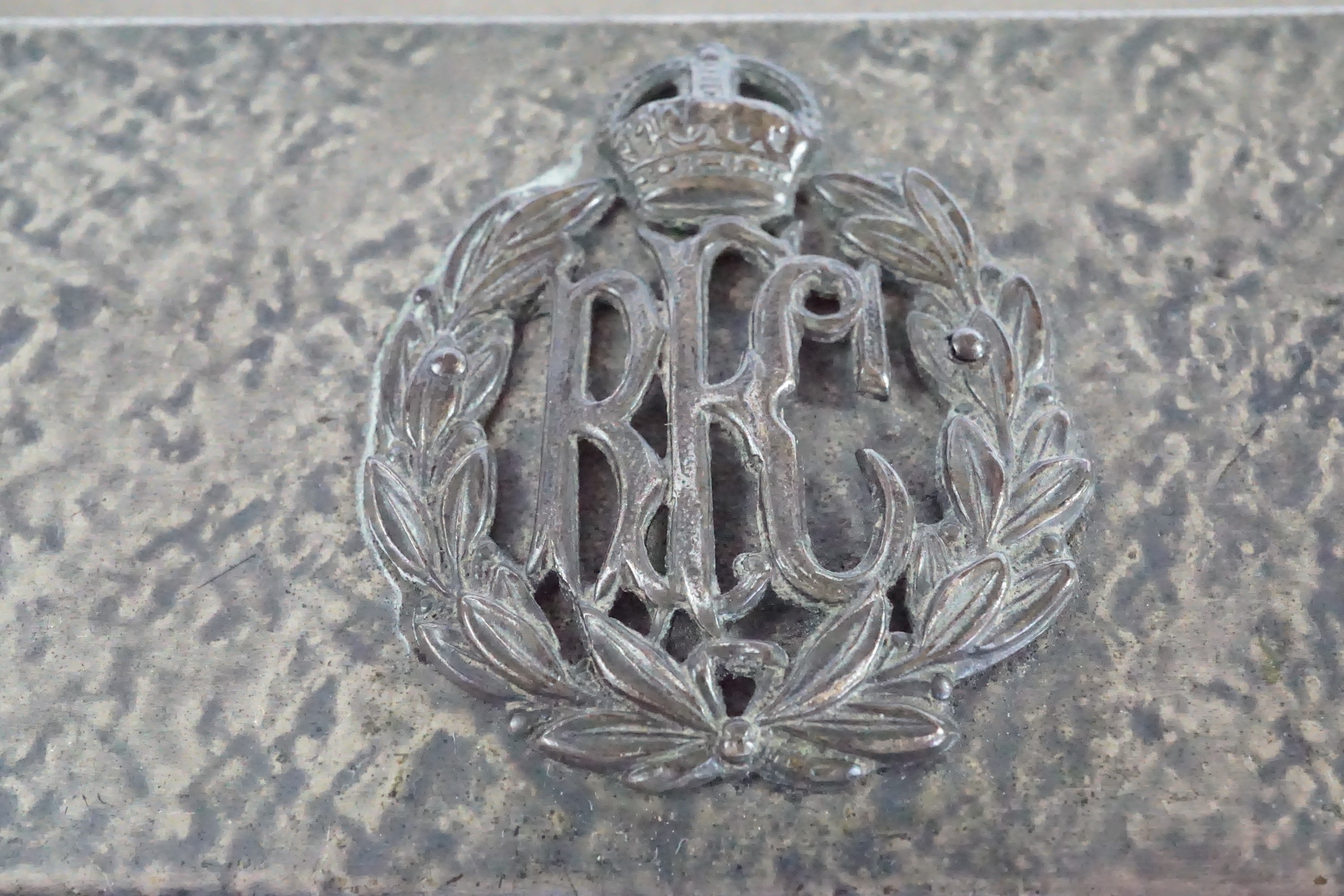 A Great War Arts and Crafts influenced electroplate photograph frame bearing an applied Royal Flying - Image 3 of 4