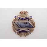 A Great War Tank Corps enamelled yellow metal pendant, tested as gold, 2.5 cm, 3.3 g