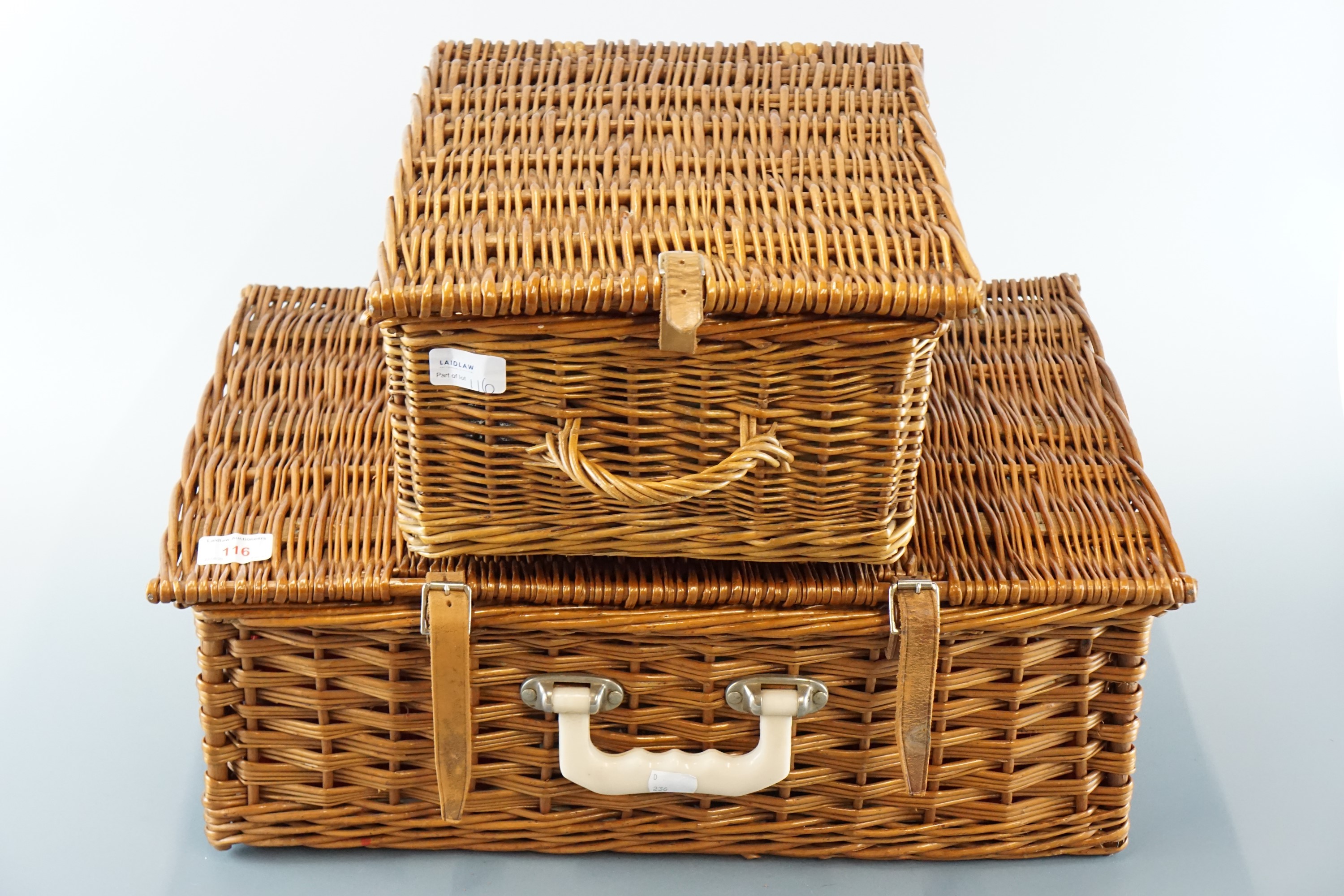 Brexton and Sirram picnic hampers